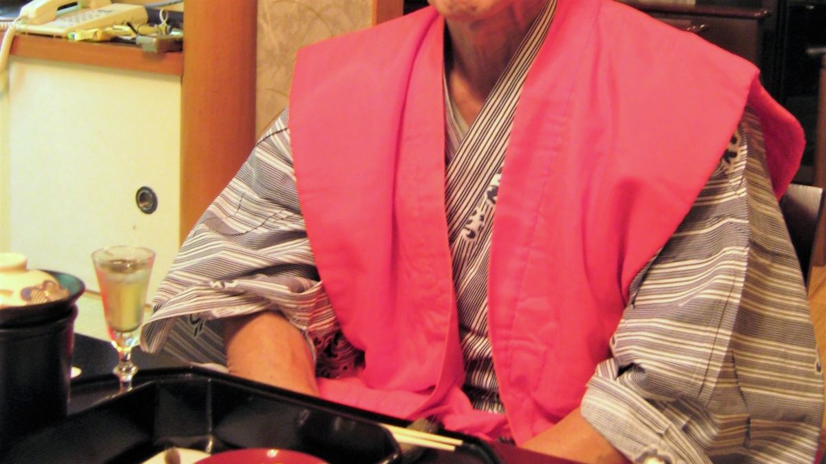 敬老の日は何歳から祝う?決まりはありません|由来と老人の日との違い、神社の算賀祭まで